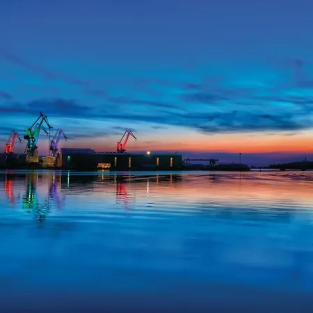 1 Bedroom Awesome In *