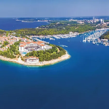 Appartamento 1 Bedroom Awesome In *