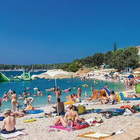 1 Bedroom Awesome In Lejlighed *