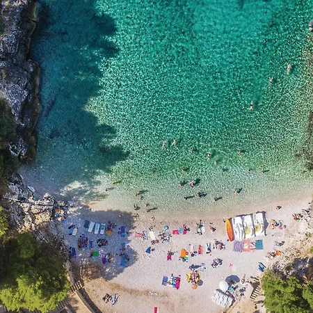 1 Bedroom Awesome In * 普拉