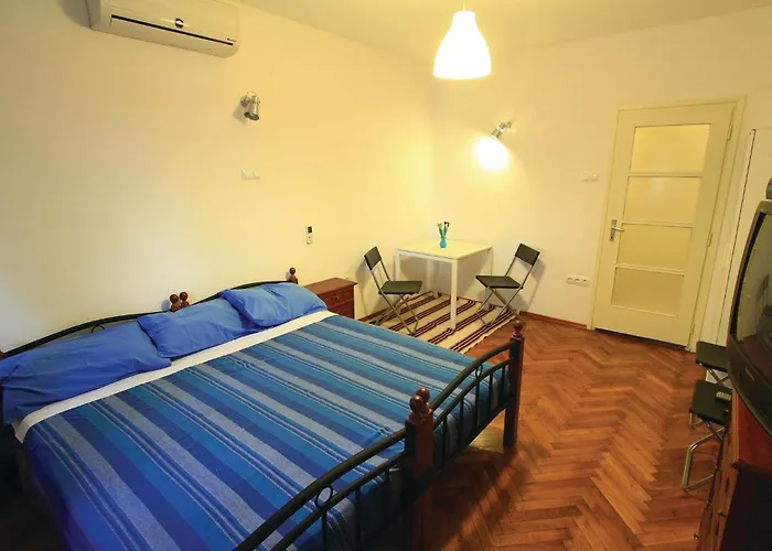 1 Bedroom Awesome In Daire